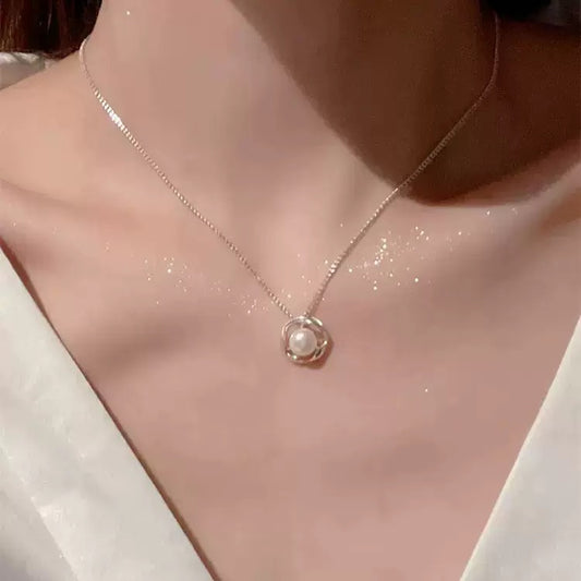 925 Snow Mountain Rose Bead Necklace for Girls Light Luxury Niche Ins Design Temperament Sweet High-end Clavicle Chain Trend